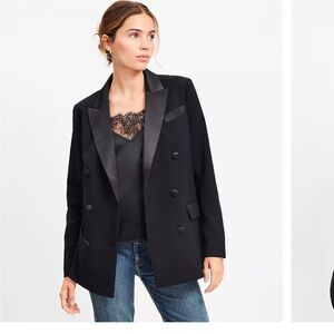 Elegant Black Double-Breasted Women's Blazer